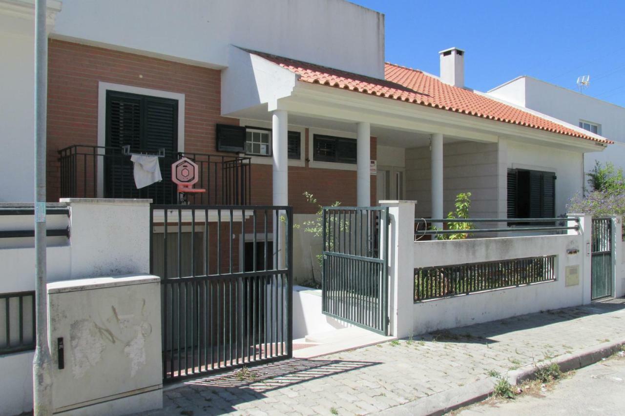 Residencial Marialva Park Hotell Corroios Exteriör bild