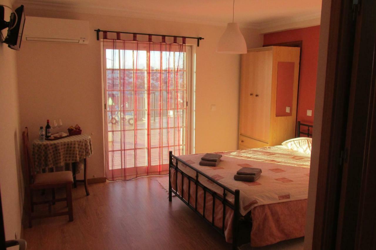Residencial Marialva Park Hotell Corroios Exteriör bild